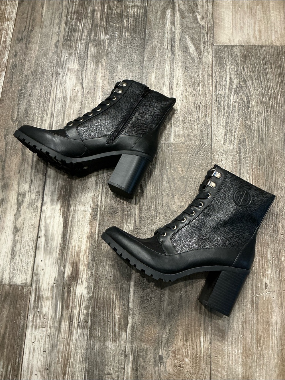 Giani Bernini Black Lace-Up Block Heel Ankle Boots Size 10 - Picture 11 of 16